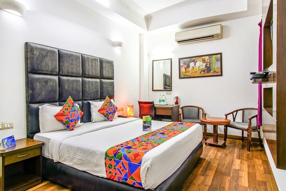 undefined Fabhotel Cameron 3