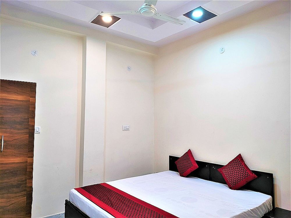undefined Comfort Inn Hotel.Near MayurVihar Metro1 7