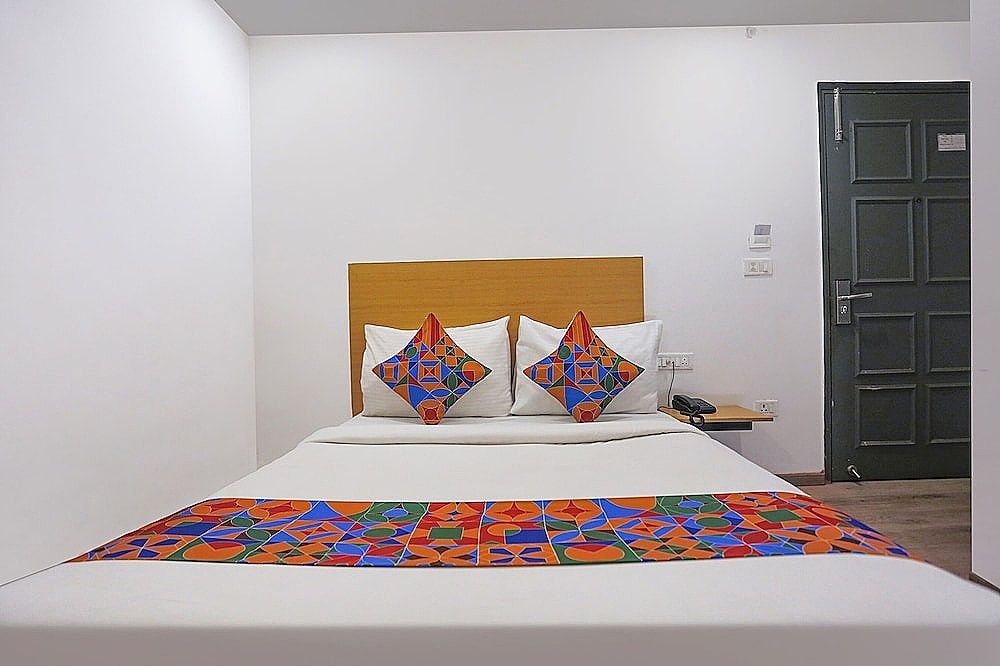 undefined FabHotel Indraprastha 4