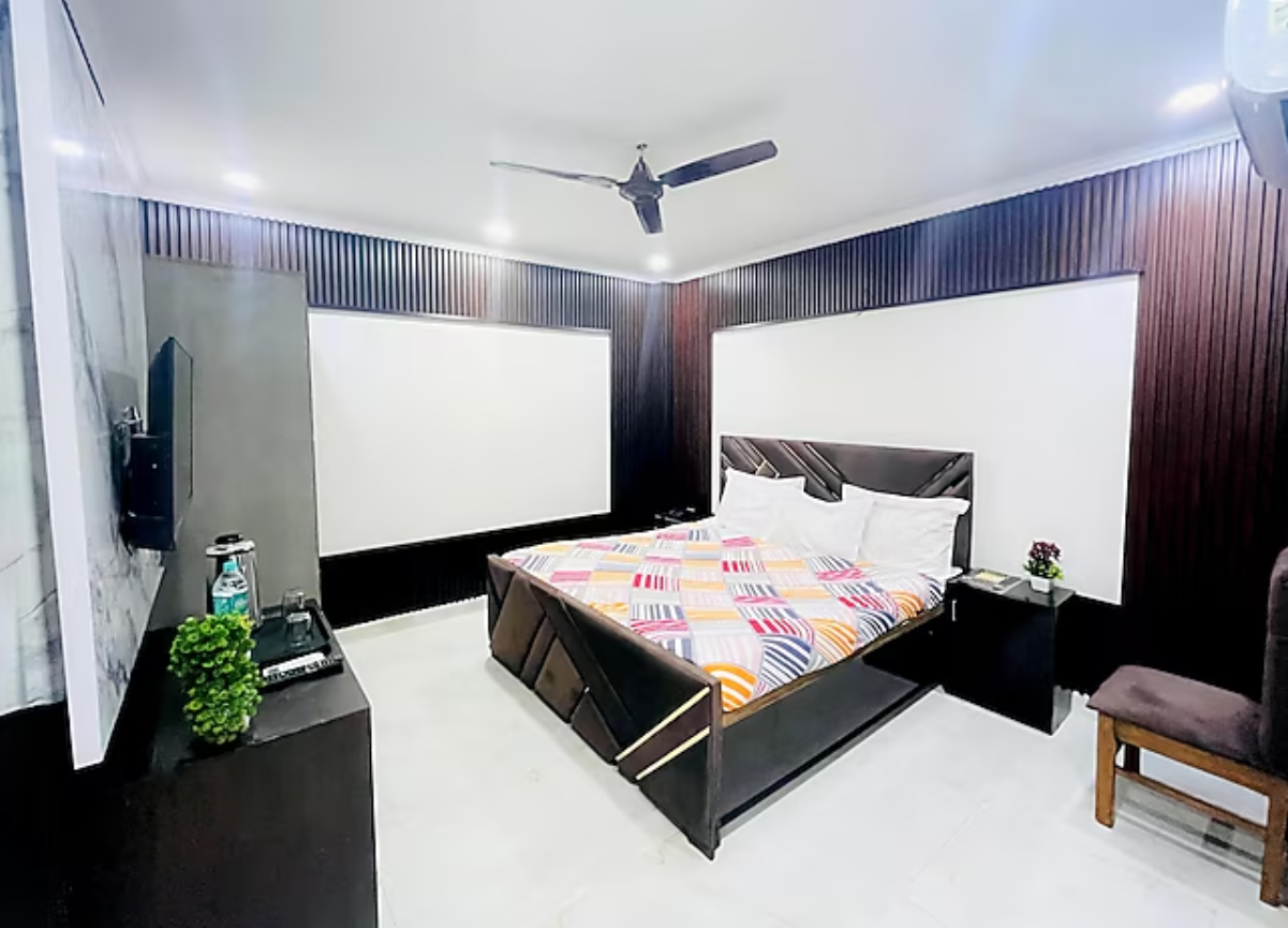 Executive Room