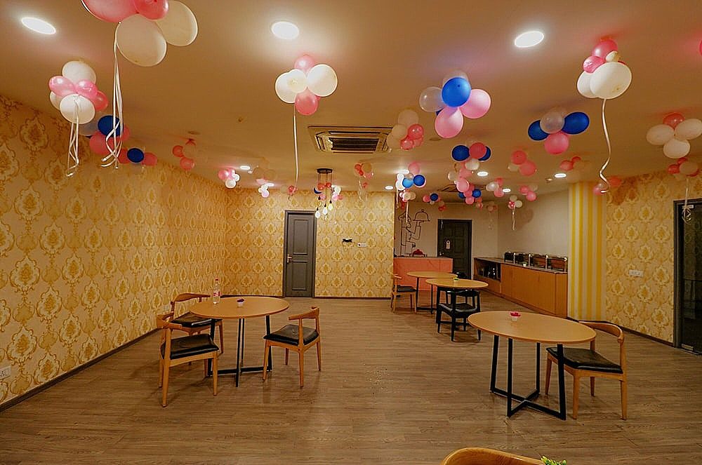 undefined FabHotel Chhatarpur Enclave 8
