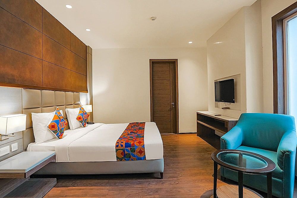 undefined FabHotel F9 Chattarpur 4