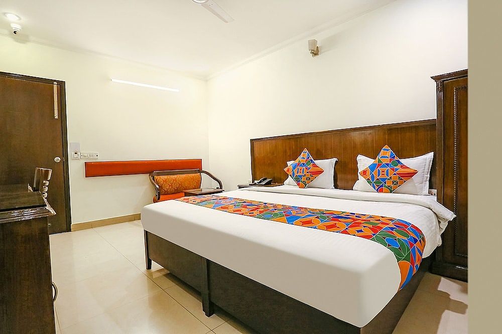 Fabhotel Clark Height Deluxe Room 4