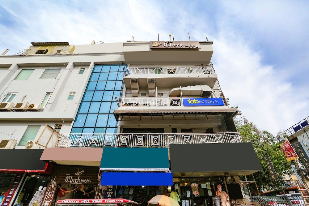 undefined Fabhotel Clark Height
