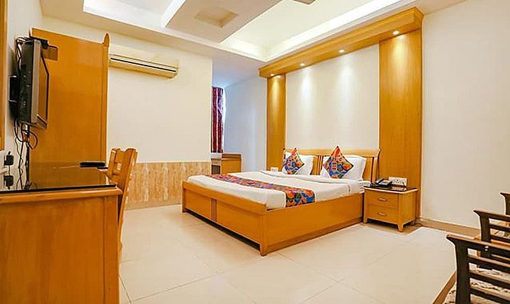 undefined Fabhotel Clark Height 8