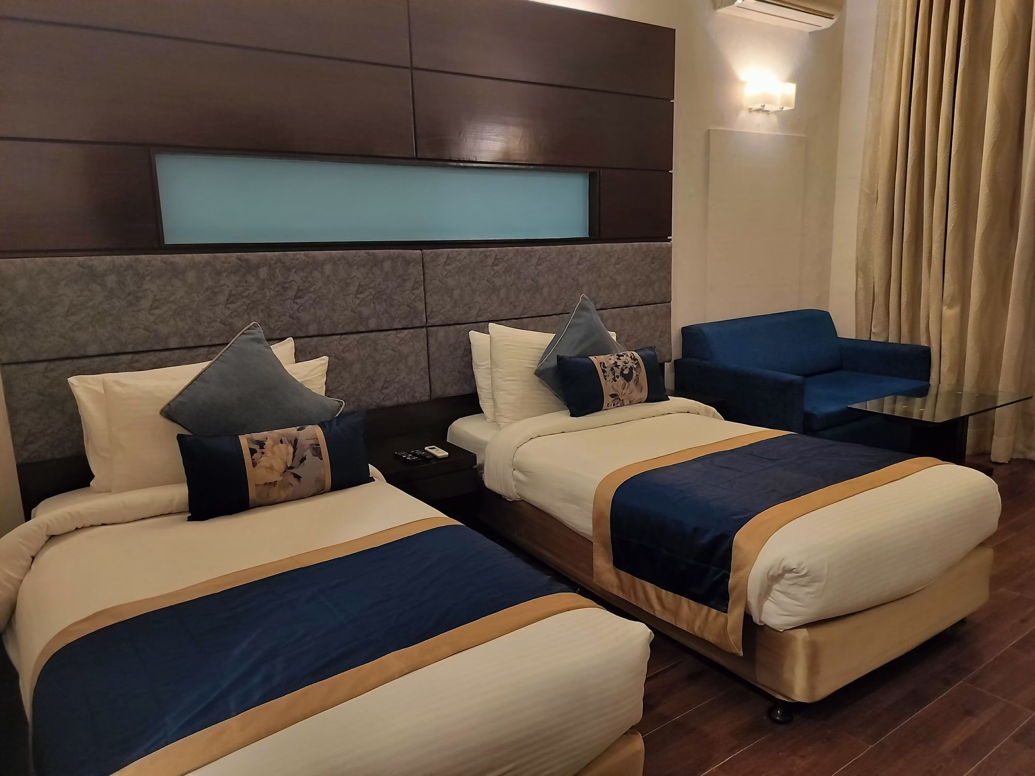 Deluxe Double/Twin Room