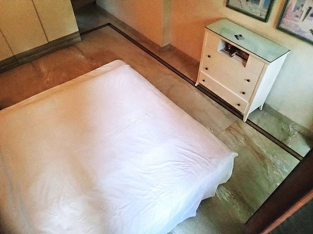 undefined Captivating 2-bed Apartment in New Delhi 10