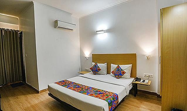 FabHotel Noida Express Deluxe Room 3