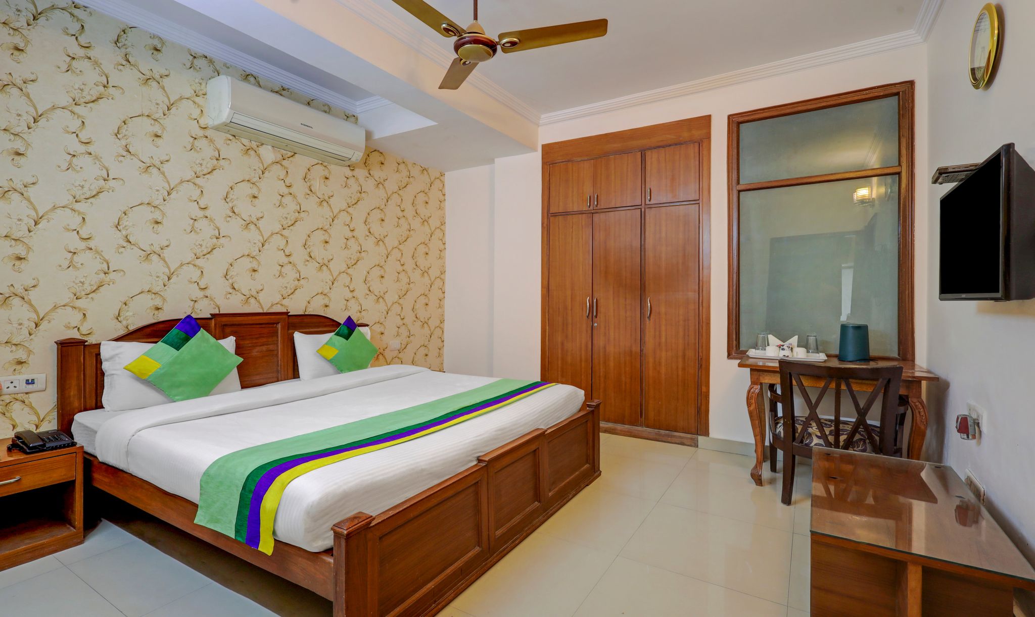 Treebo Primeone Standard Double Room 8