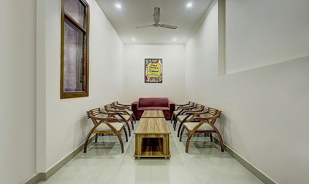 Food & Dining