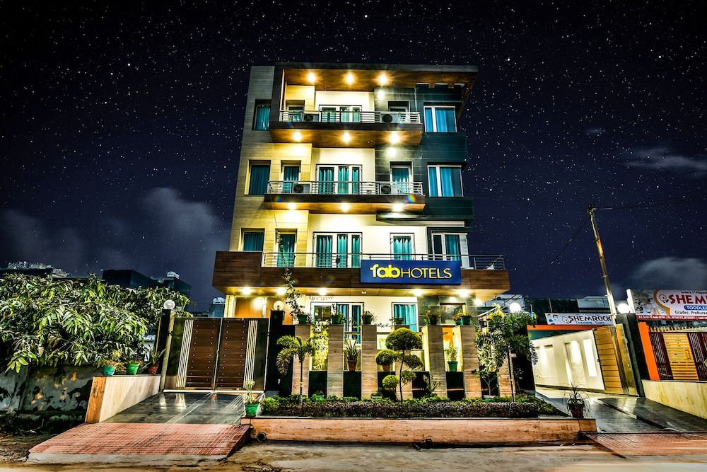 undefined Fabhotel Merriment