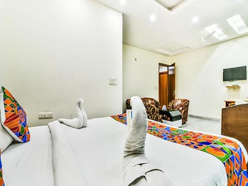 undefined Fabhotel Merriment 10