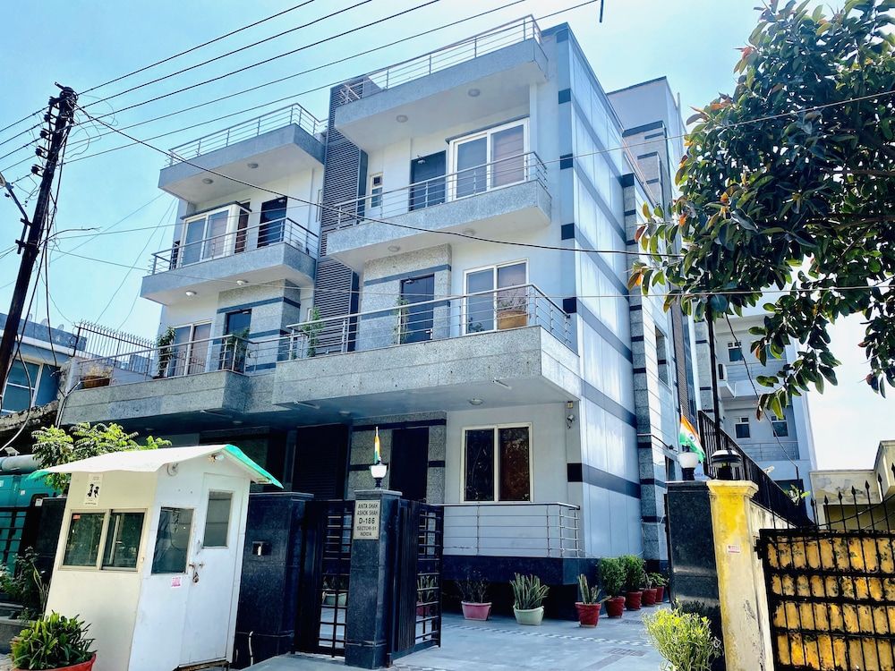 undefined Qotel Hotel Noida Sector 51 9