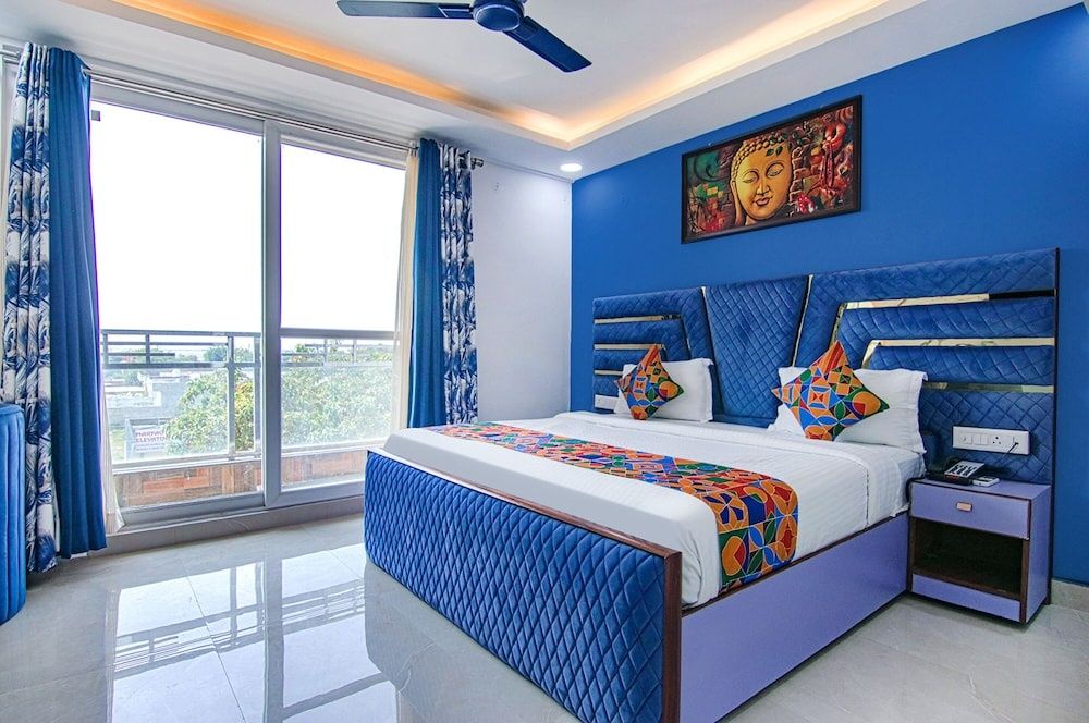 undefined Fabhotel Satyam International 5