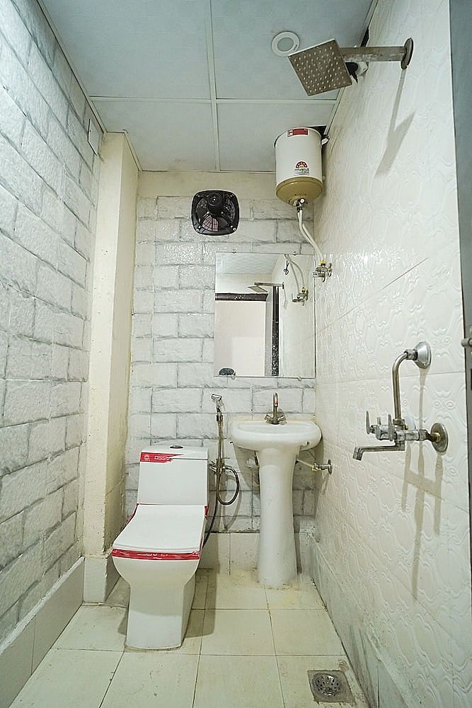 Roomshala 034 Grihum Noida Sector 63 Deluxe Double Room 19