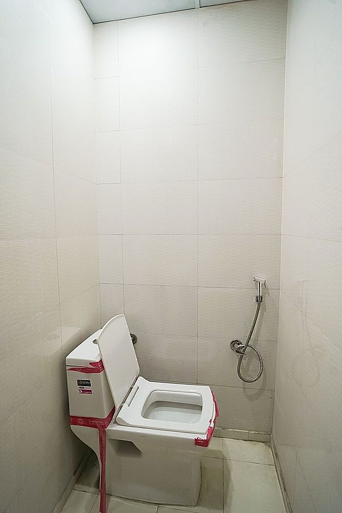 Roomshala 034 Grihum Noida Sector 63 Deluxe Double Room 18