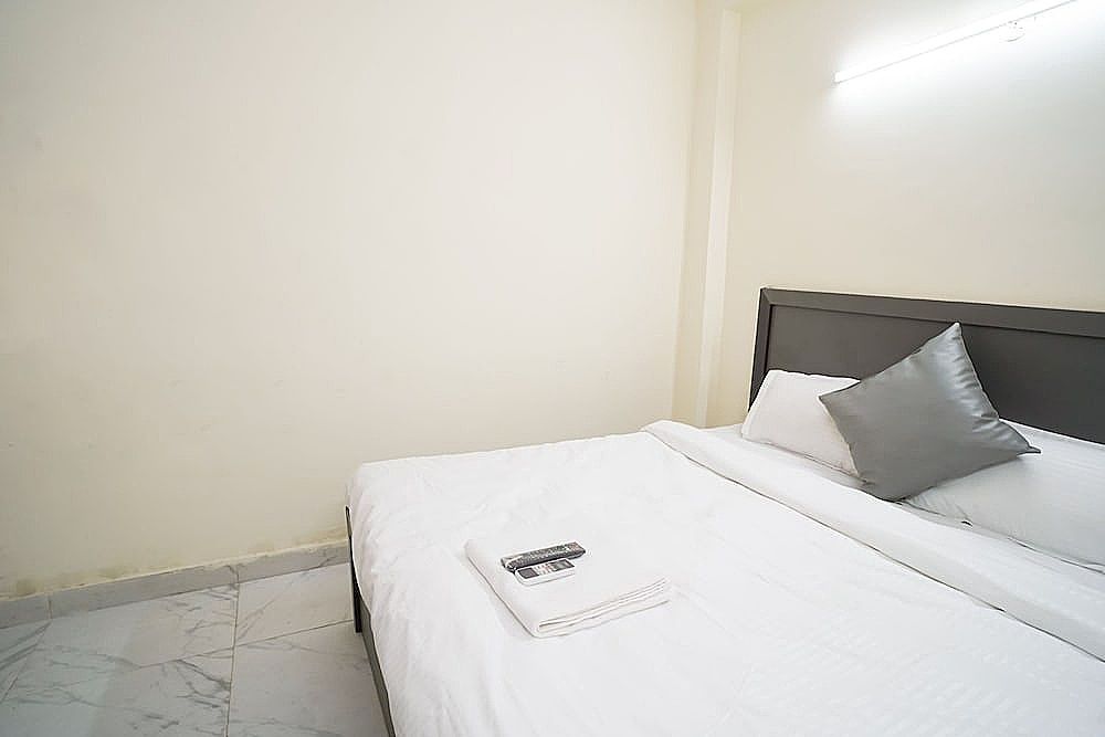Roomshala 034 Grihum Noida Sector 63 Deluxe Double Room 5