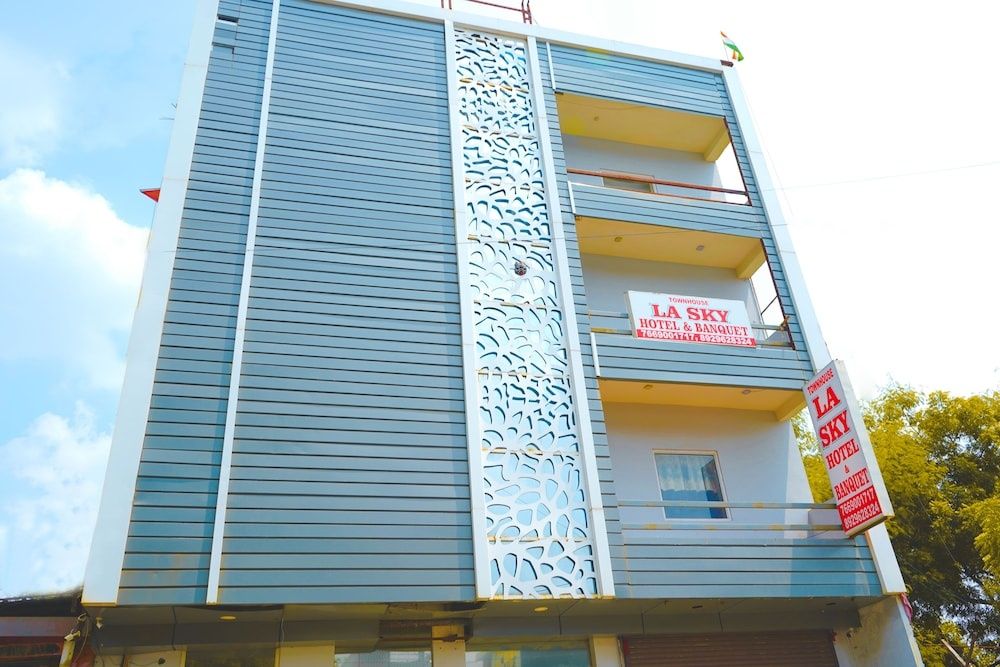 undefined Roomshala 042 Grand Vikas