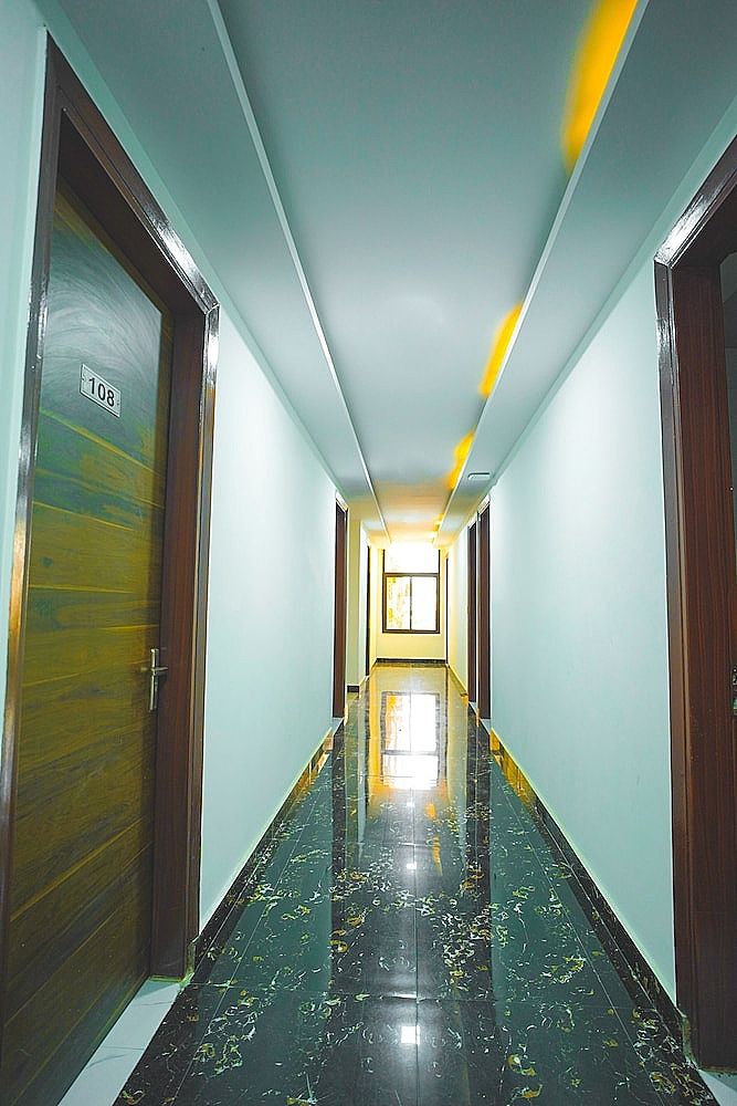 undefined Roomshala 031 Silver Crown Sector 23 3