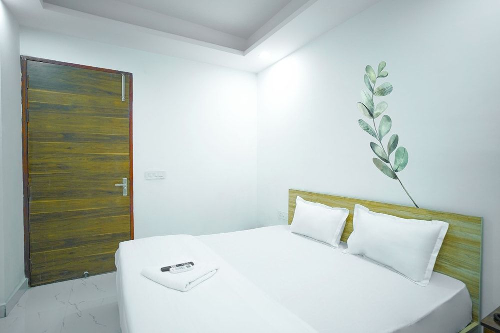 undefined Roomshala 031 Silver Crown Sector 23 10