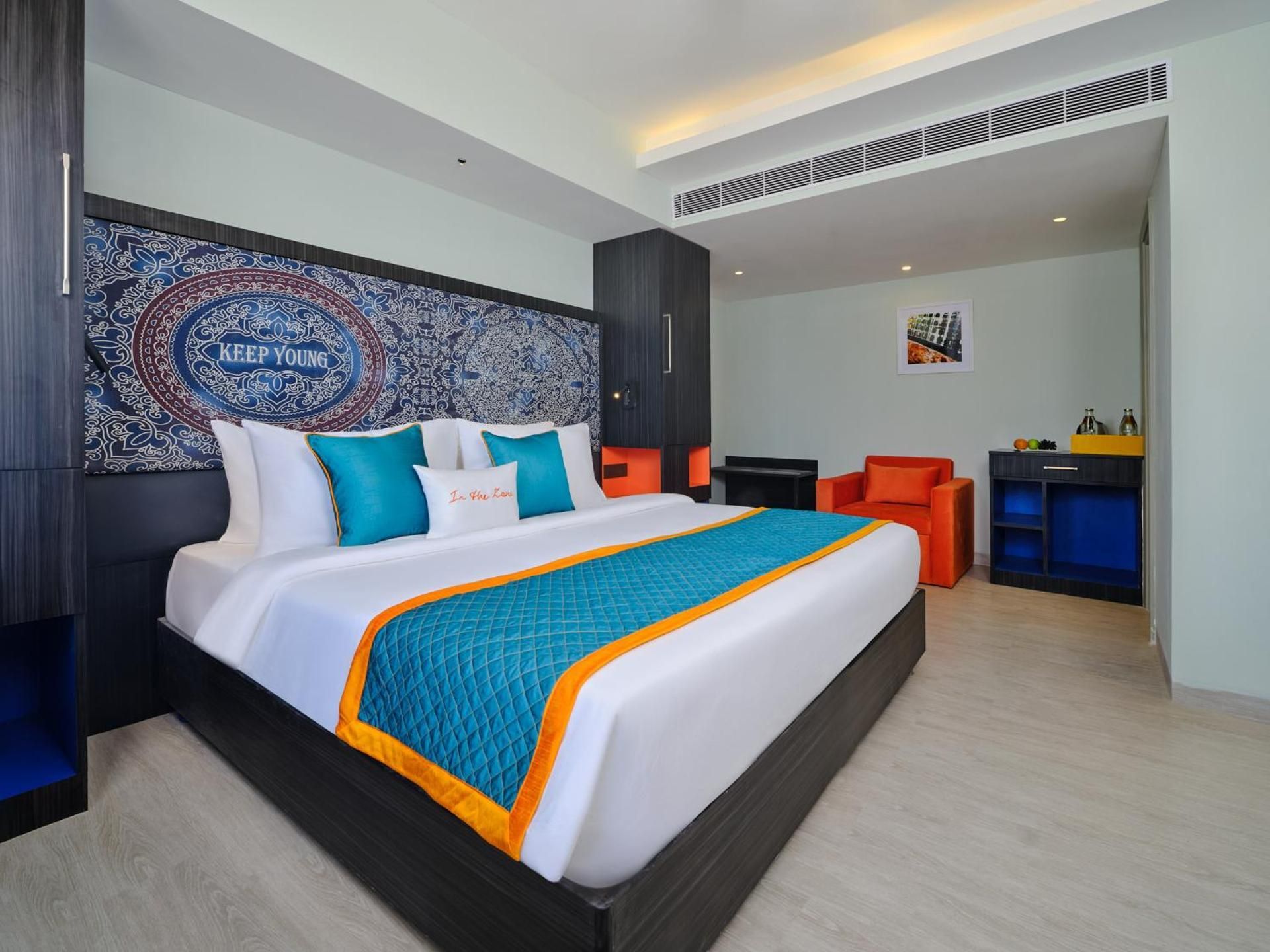 Deluxe King Room