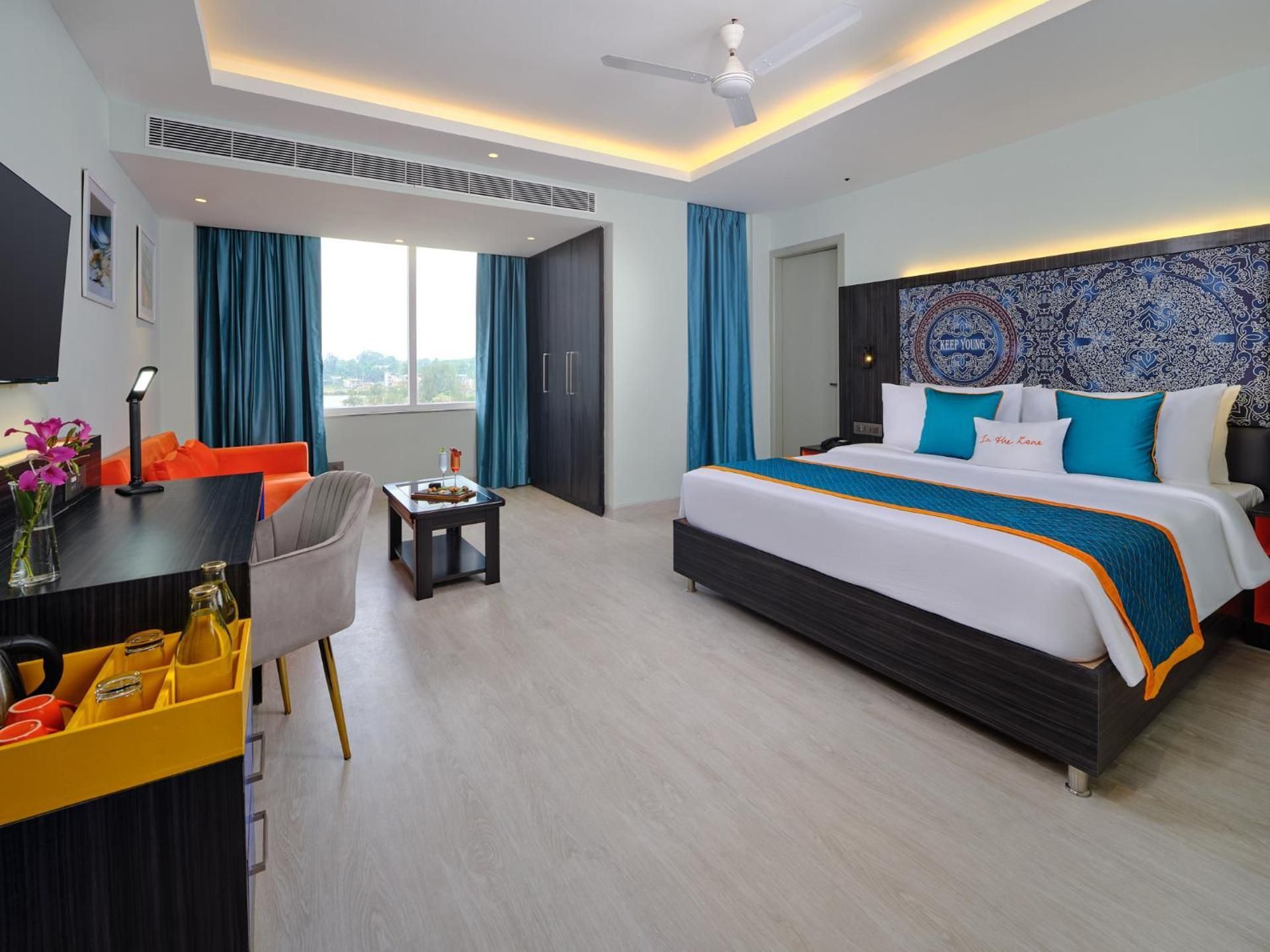 Deluxe King Room