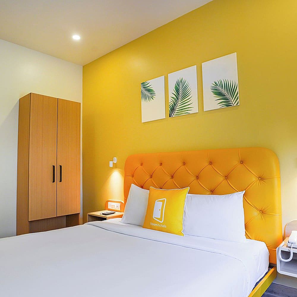 Bloom Hotel - Magarpatta Pune Standard King 8