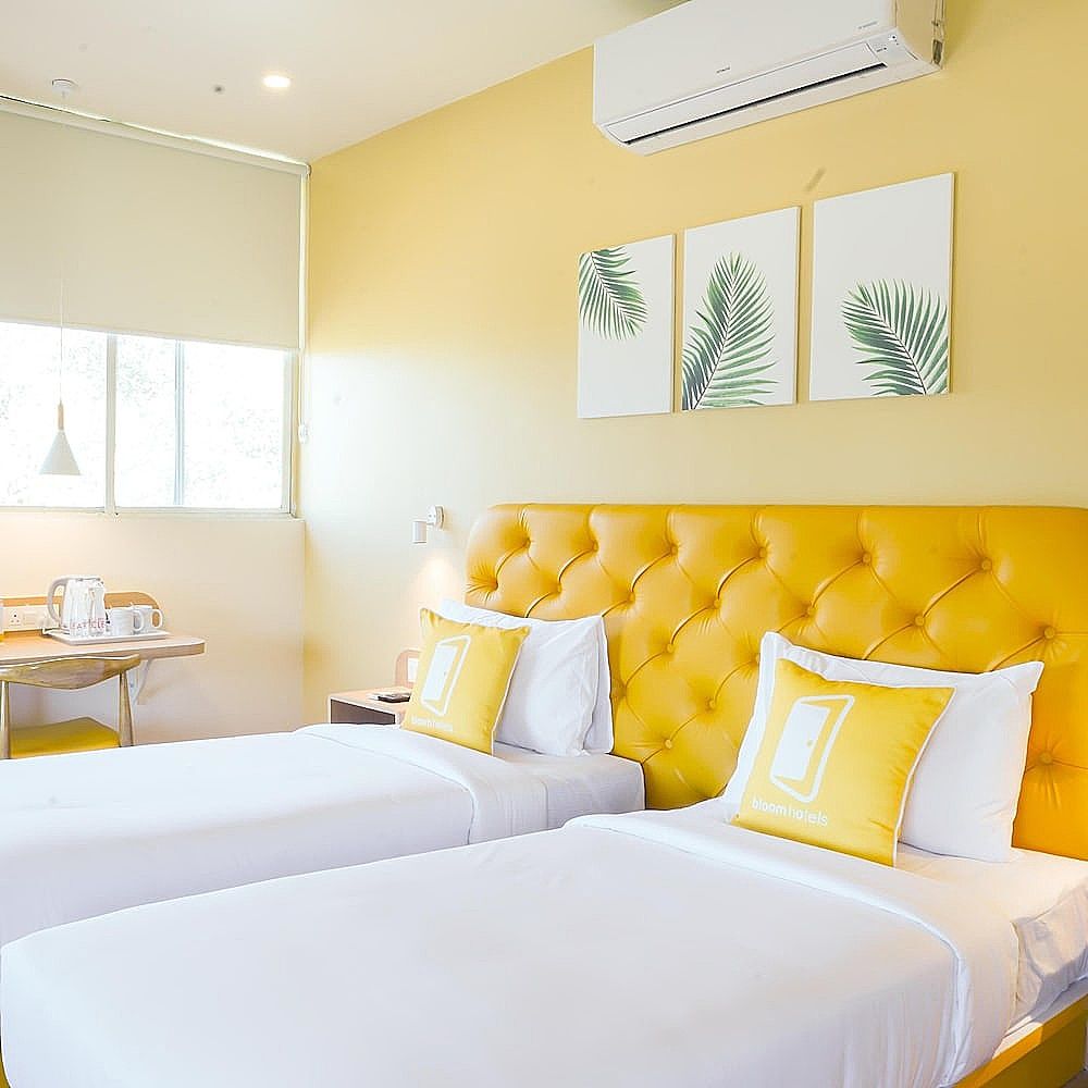 Bloom Hotel - Magarpatta Pune Standard Twin