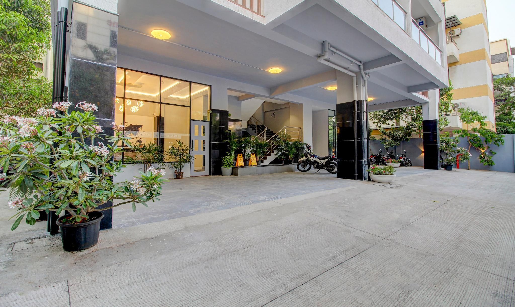 undefined Hotel Comfort Inn 8