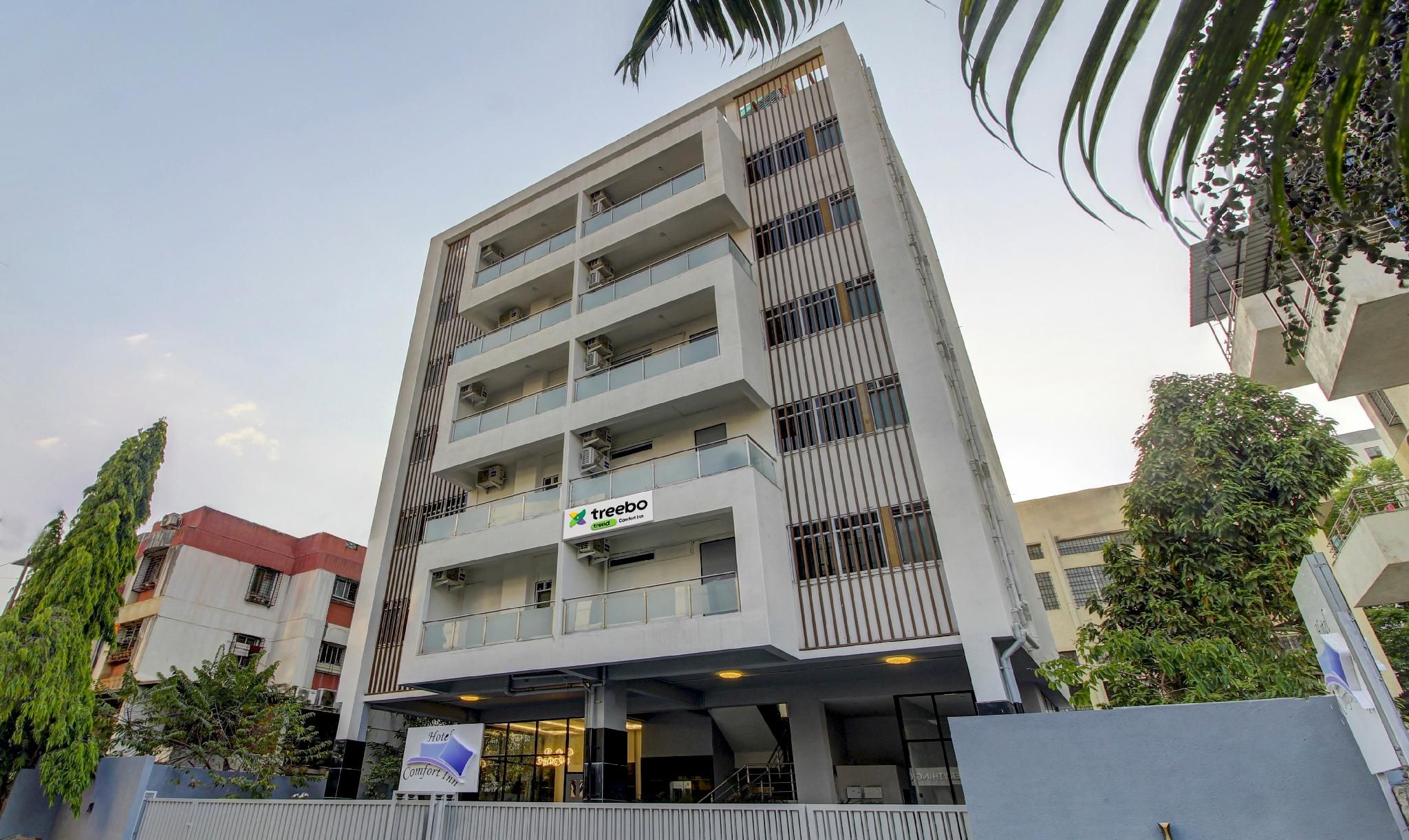 undefined Hotel Comfort Inn 9