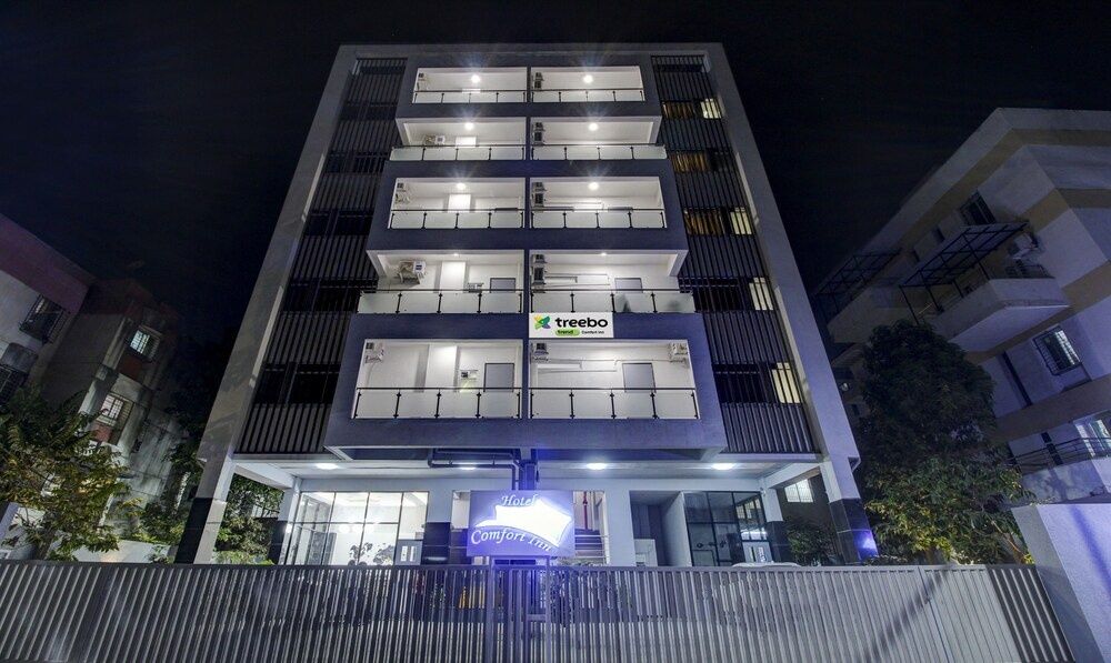 undefined Hotel Comfort Inn 7