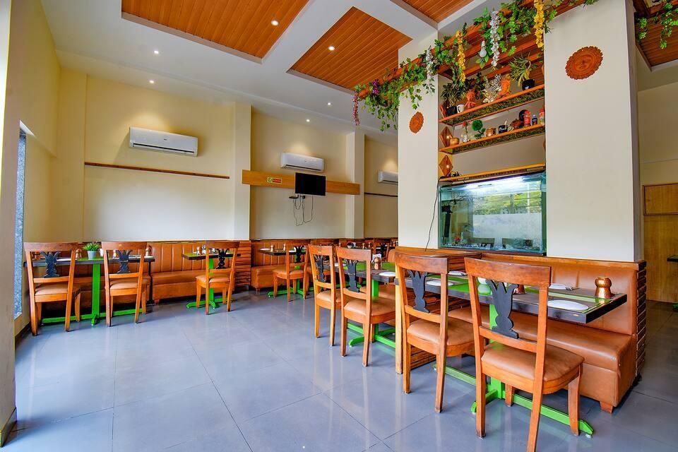 Food & Dining