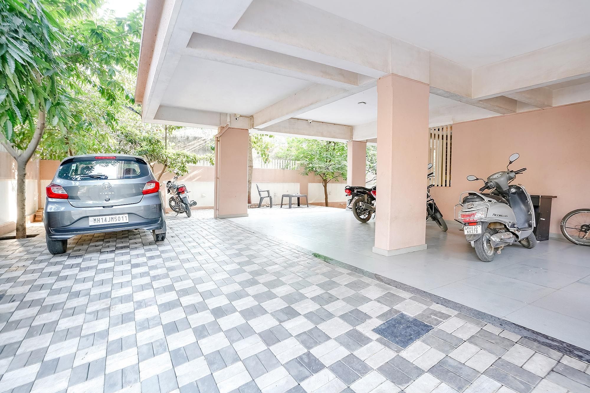 undefined FabHotel Rudra Residency 5