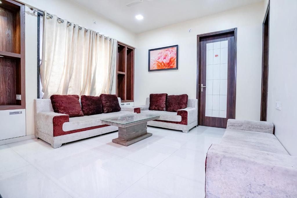 undefined FabHotel Rudra Residency 4