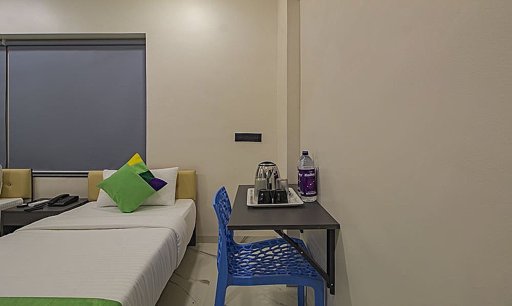 Treebo Atithi Comforts Inn Deluxe Double Room 7