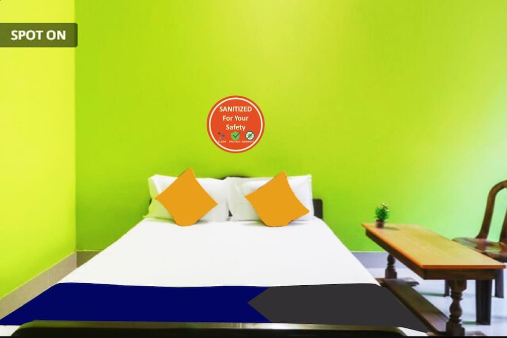 Goroomgo Sun Lodge Konark
