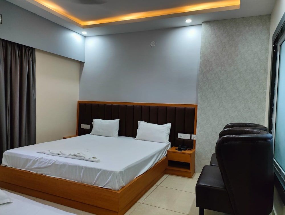 Goroomgo Shree Gajanana puri Standard Double Room, Multiple Beds 5