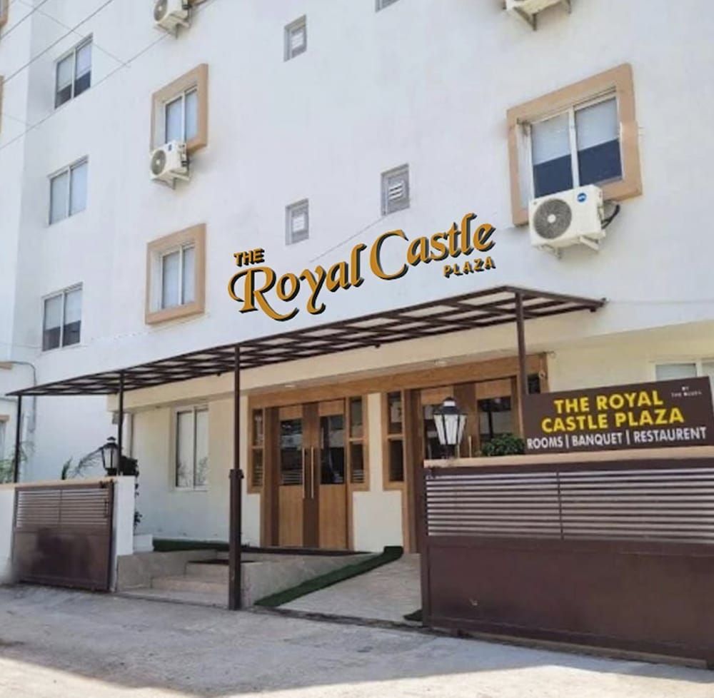 Hotel Royal Castle Plaza