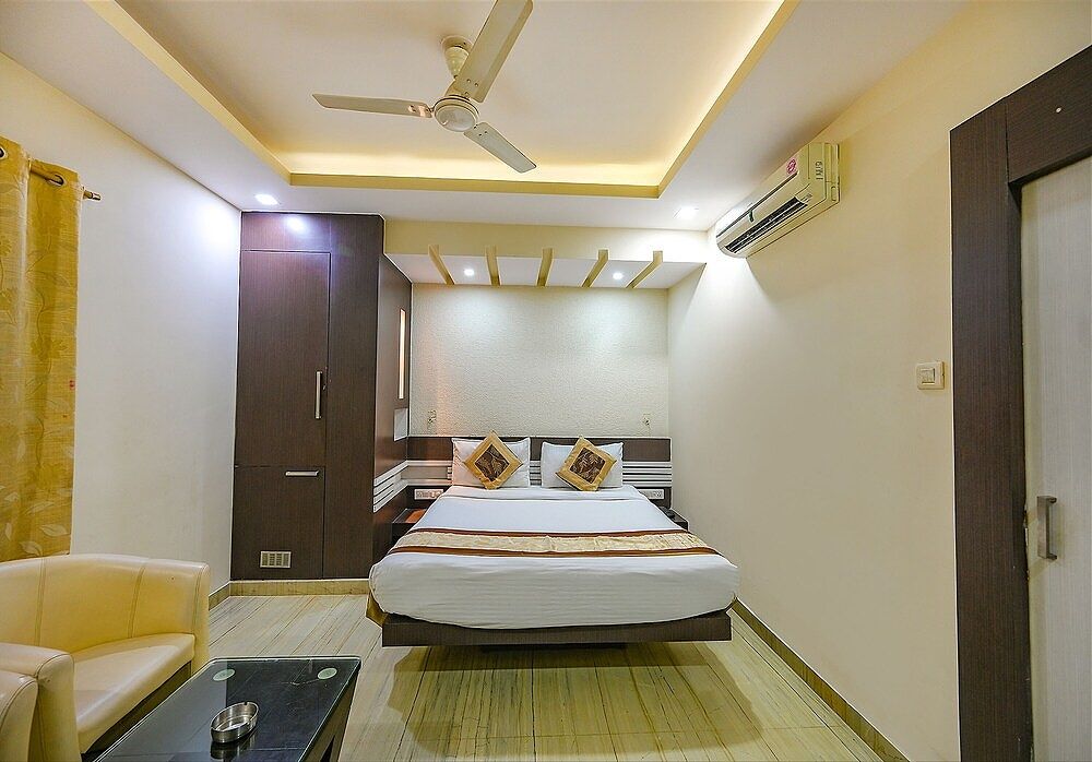 undefined FabHotel Accord 9