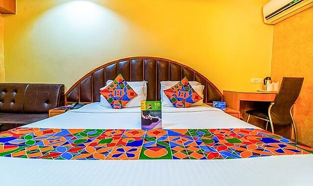 Fabhotel Palash Residency Deluxe Room 3