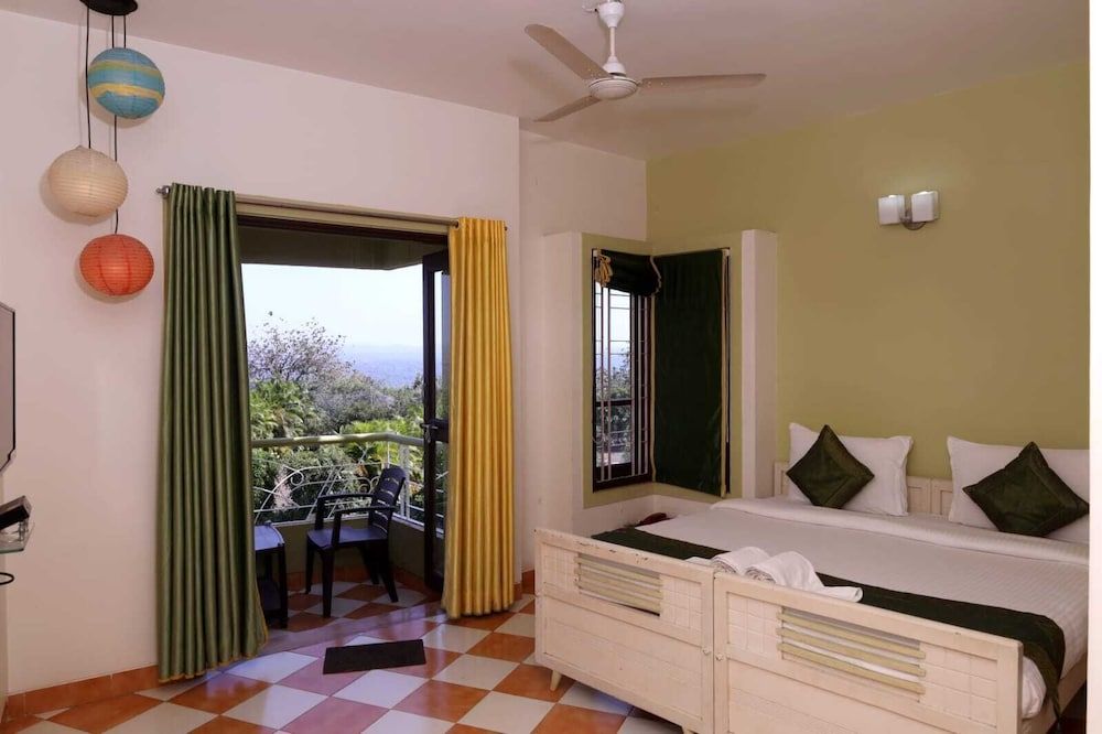 Kokanwadi Resort Deluxe Room, 1 Double Bed, Mountain View 5