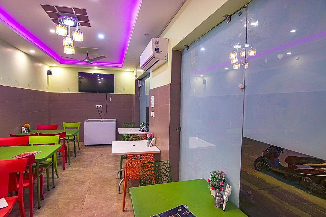 undefined FabHotel Pushp Kunj 5