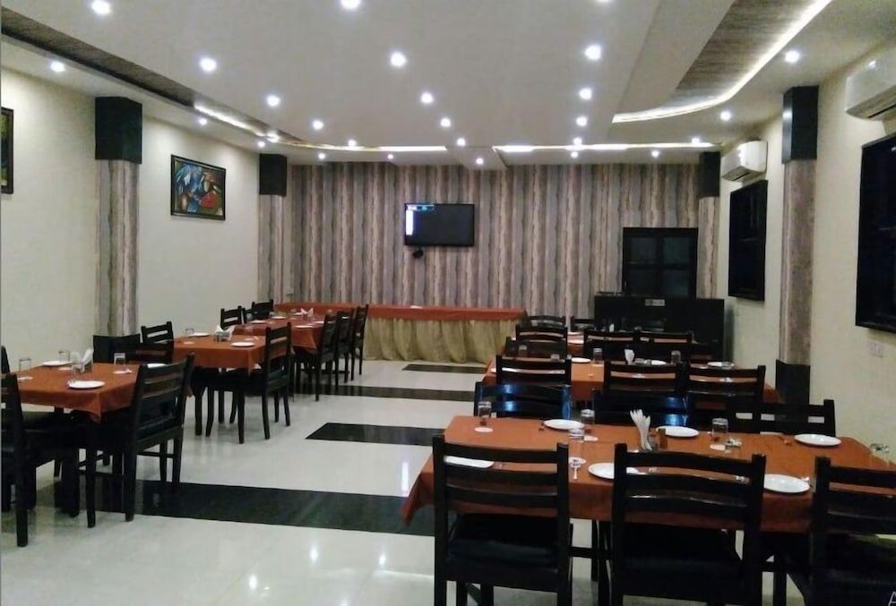 undefined Hotel Uma Residency 3