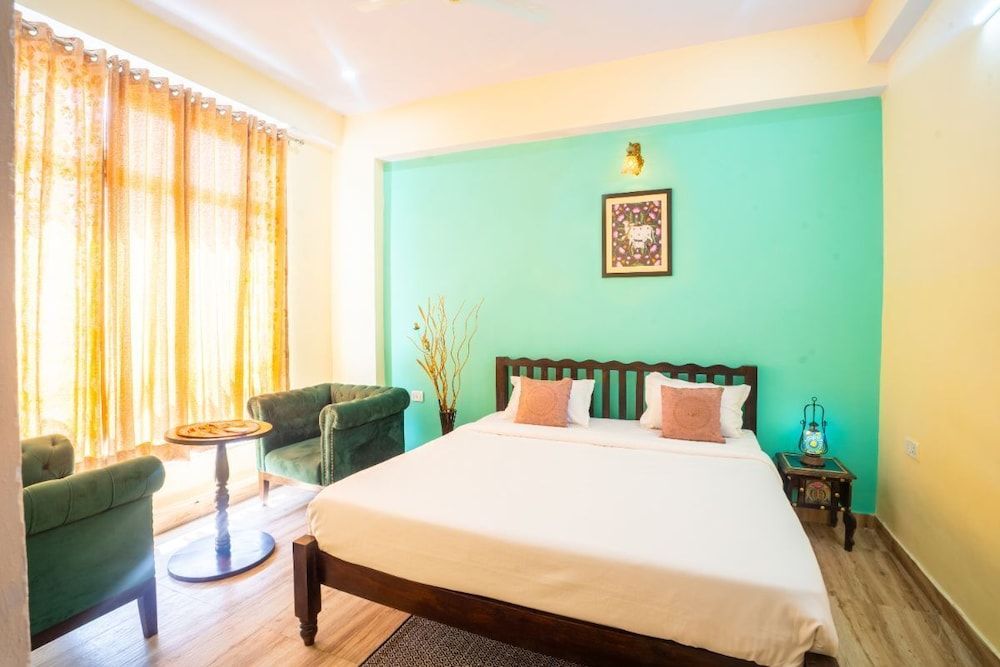 Gharial Bagh Resort Premium Room 5