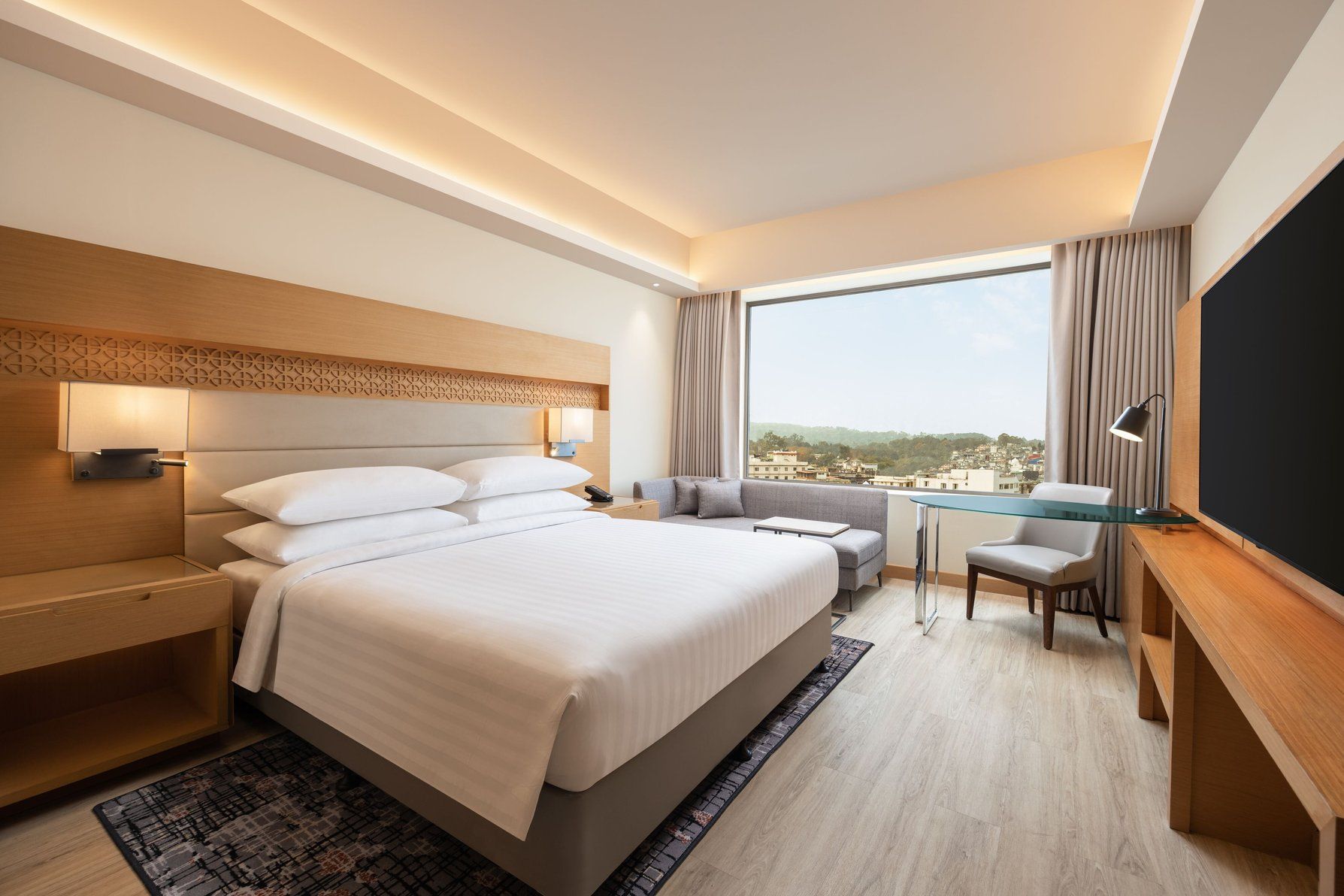 Family Suite, Happy Hours, 1 Bedroom Suite, 1 King