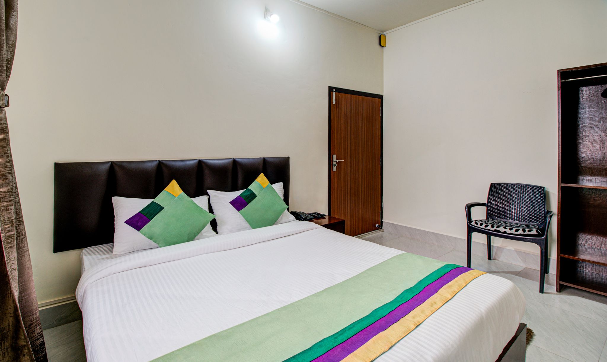 Treebo Staying Center Standard Double Room 3