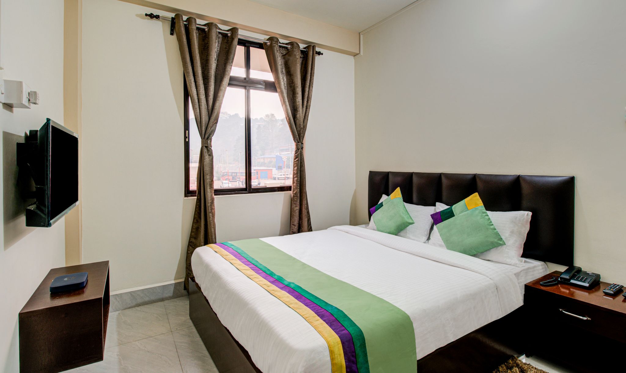 Treebo Staying Center Standard Double Room 5
