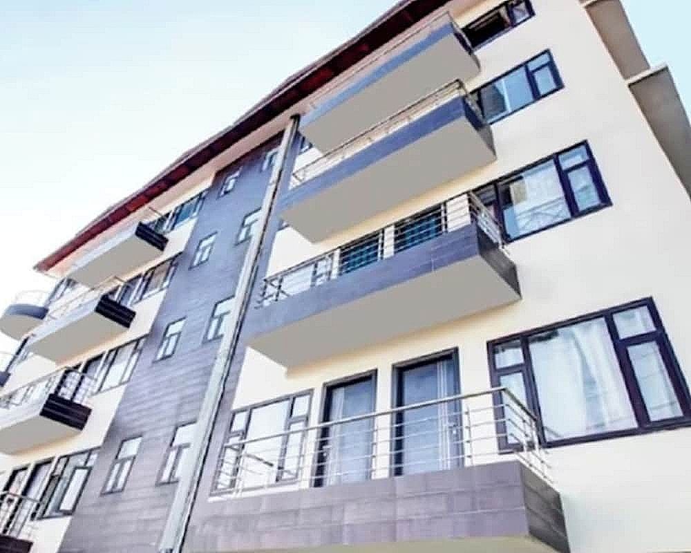 undefined Goroomgo Hill Top Courtyard Shimla 7