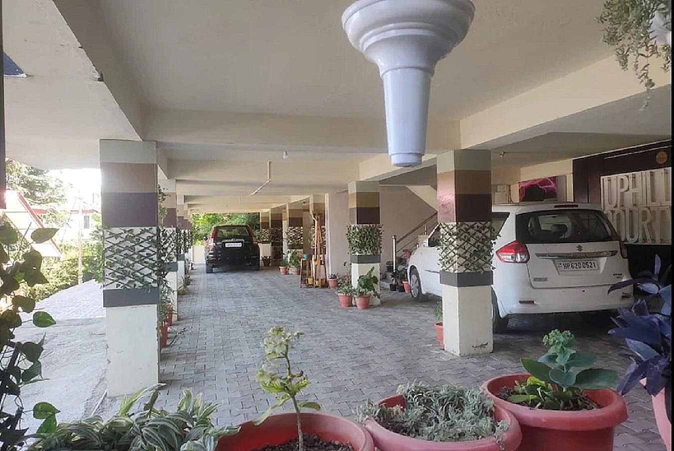 undefined Goroomgo Hill Top Courtyard Shimla 10