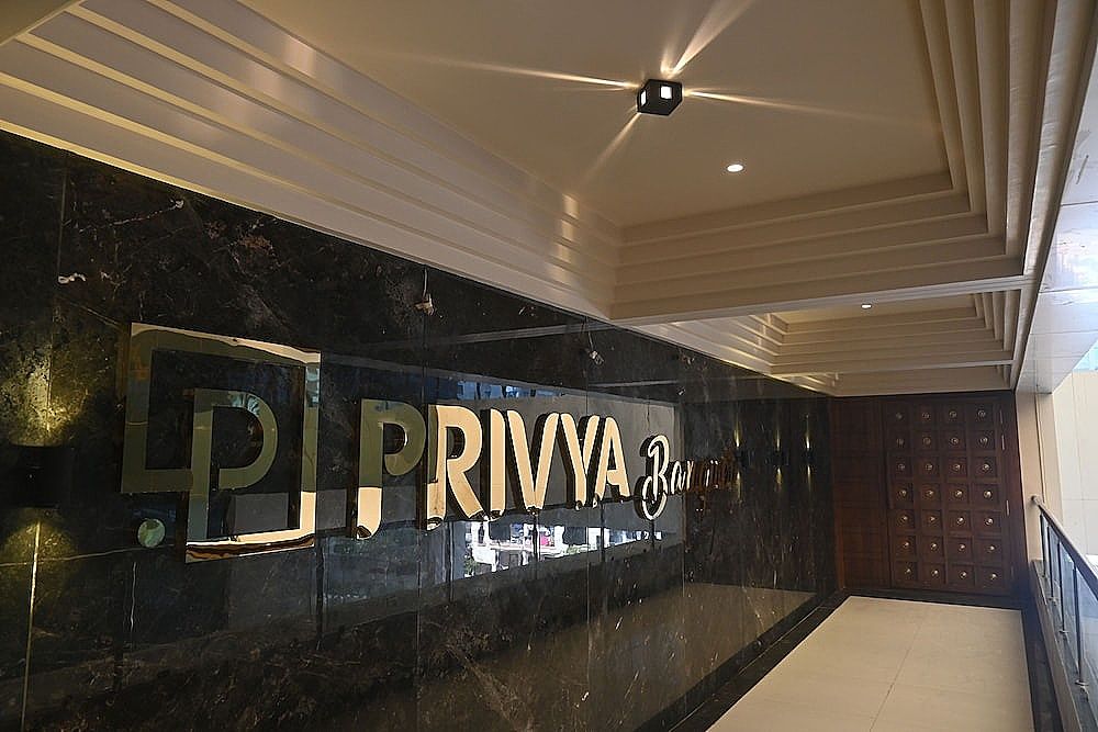 undefined Hotel Privya Rooms and banquet Surat 2